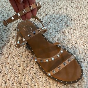 Shushop studded sandal